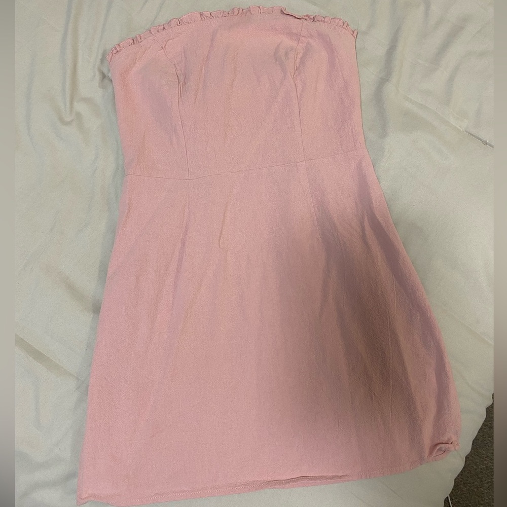 Lightweight cute pink dress perfect for any summer occasion
